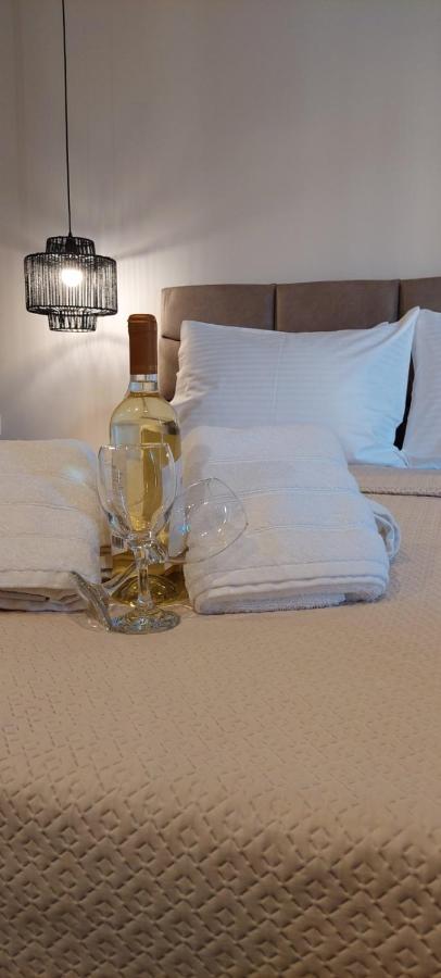 Perla Inn Σταυρός Εξωτερικό φωτογραφία